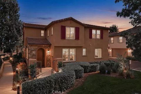 28492 Camino Del Arte Dr, Valencia, CA 91354