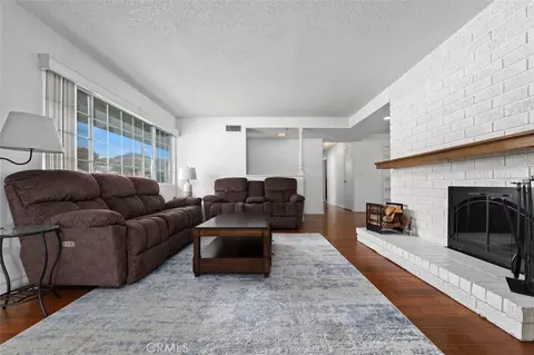 Living - 3274 Dalhart, Simi Valley, CA 93063 photo 2 of 2