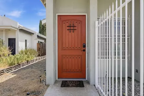 Entry Way - 7443 Eva Pl, Van Nuys, CA 91406 photo 1 of 3