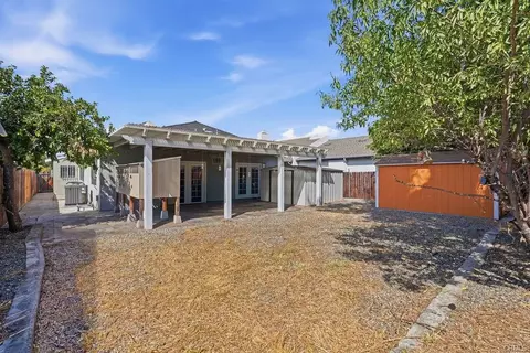 Exterior - 7443 Eva Pl, Van Nuys, CA 91406 photo 6 of 7