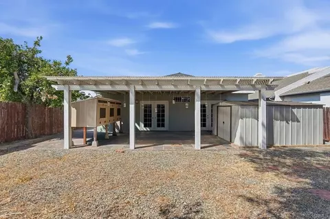 Exterior - 7443 Eva Pl, Van Nuys, CA 91406 photo 4 of 7