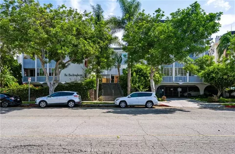 6150 Buckingham Pkwy #110, Culver City, CA 90230