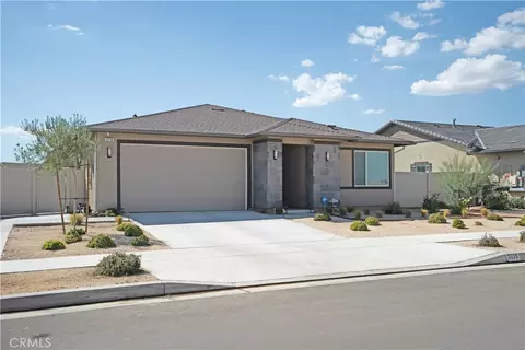 Exterior - 3218 Garnet, Lancaster, CA 93535 photo 8 of 8