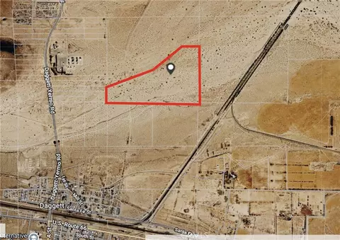 34100 Daggett-yermo Rd, Yermo, CA 92398 photo 2