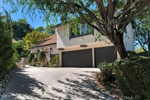 4481 Deanwood Dr, Woodland Hills, CA 91364
