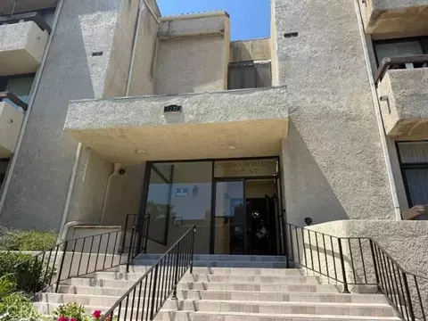 5237 Newcastle Ave #205, Encino, CA 91316