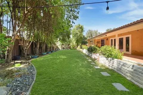 Exterior - 25065 Highspring Ave, Newhall, CA 91321 photo 4 of 8