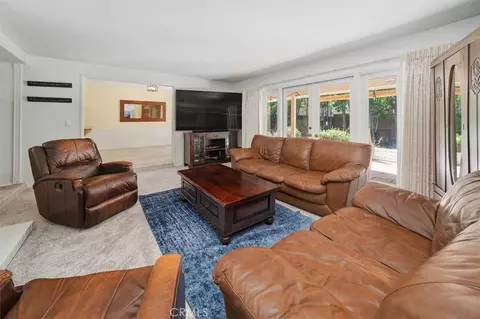 Living - 25065 Highspring Ave, Newhall, CA 91321 photo 2 of 4