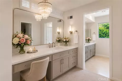 Bath - 3102 Dona Sofia, Studio City, CA 91604 photo 4 of 8