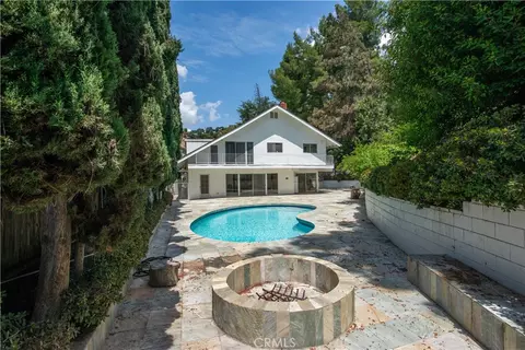 Exterior - 3102 Dona Sofia, Studio City, CA 91604 photo 2 of 8