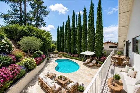 Exterior - 3102 Dona Sofia, Studio City, CA 91604 photo 8 of 8