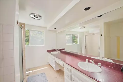 Bath - 3102 Dona Sofia, Studio City, CA 91604 photo 7 of 8