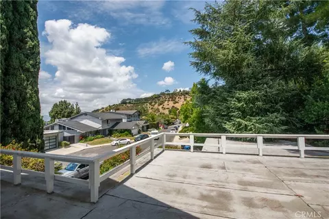 Exterior - 3102 Dona Sofia, Studio City, CA 91604 photo 4 of 8