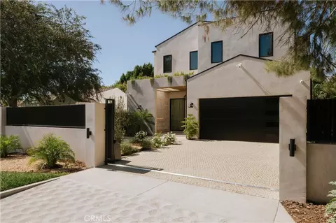 14755 Hesby St, Sherman Oaks, CA 91403