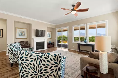 Living - 340 Mock Blf, Beaumont, CA 92223 photo 2 of 2