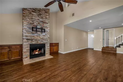Living - 1906 Rory Ln #5, Simi Valley, CA 93063 photo 1 of 8