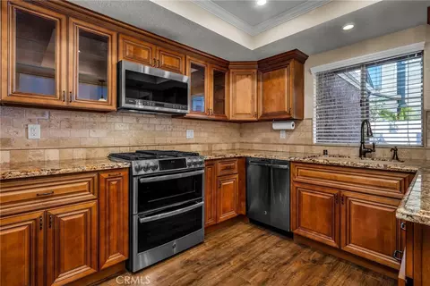 Kitchen - 1906 Rory Ln #5, Simi Valley, CA 93063 photo 1 of 2