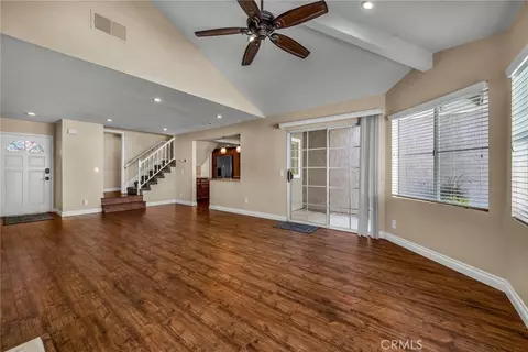 Living - 1906 Rory Ln #5, Simi Valley, CA 93063 photo 5 of 8