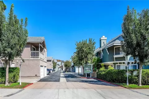 Exterior - 1906 Rory Ln #5, Simi Valley, CA 93063 photo 9 of 9