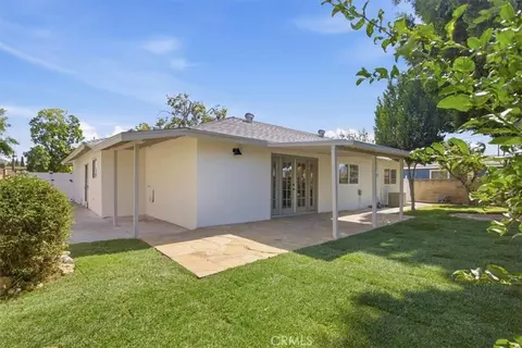 Exterior - 1387 Cherry Ave, Simi Valley, CA 93065 photo 1 of 4