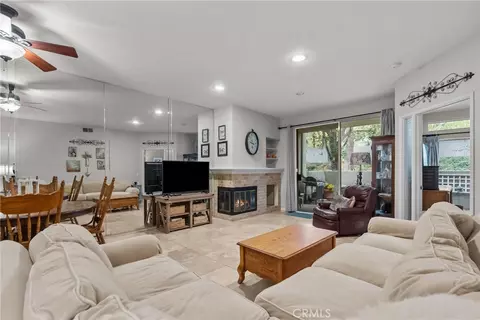23975 Arroyo Park #107, Valencia, CA 91355