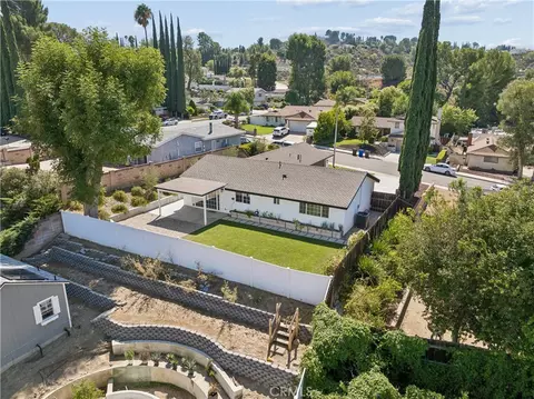 View/Area - 26410 Gimlet, Newhall, CA 91321 photo 4 of 6