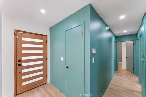 Entry Way - 26410 Gimlet, Newhall, CA 91321 photo 1 of 3