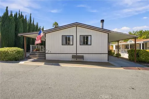 40701 Rancho Vista Blvd #327, Palmdale, CA 93551