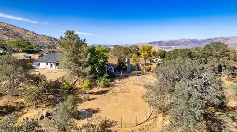 Exterior - 21424 Mountain, Tehachapi, CA 93561 photo 16 of 16