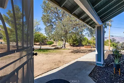 Exterior - 21424 Mountain, Tehachapi, CA 93561 photo 13 of 16
