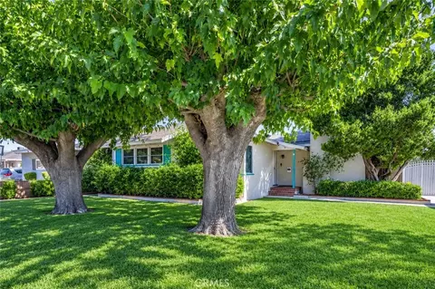 10132 Densmore Ave, North Hills, CA 91343