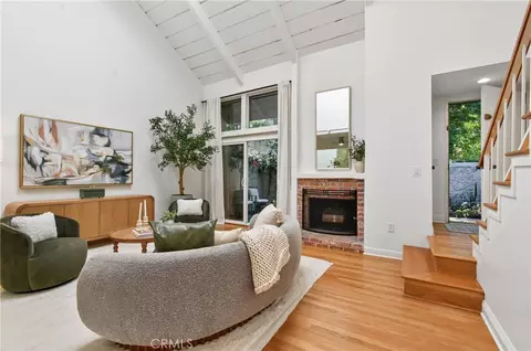 4249 Colfax Ave #G, Studio City, CA 91604