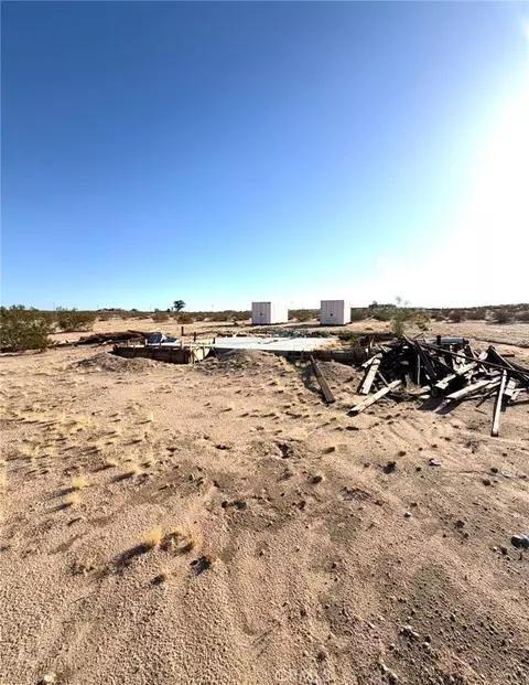 2425 Los Olivos, Twentynine Palms, CA 92277