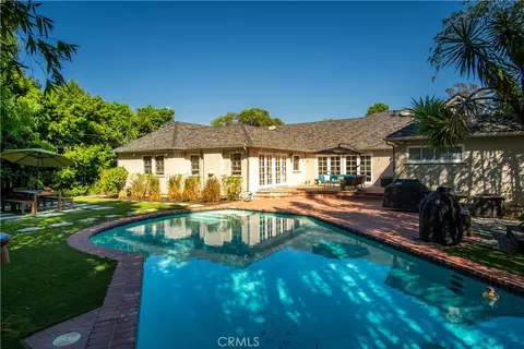 4755 Burnet, Sherman Oaks, CA 91403