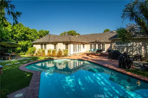 4755 Burnet, Sherman Oaks, CA 91403