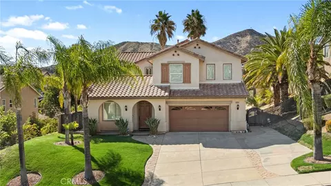 28345 Falcon Crest Dr, Canyon Country, CA 91351