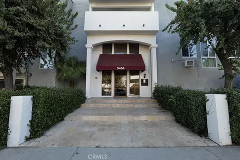 5454 Zelzah Ave #204, Encino, CA 91316