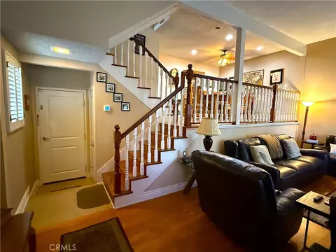 Entry Way - 7610 Canby, Reseda, CA 91335 photo 2 of 2