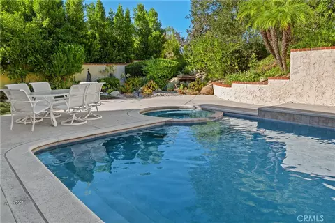 234 Fox Ridge Dr, Thousand Oaks, CA 91361