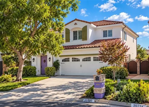 20720 Napa St, Winnetka, CA 91306