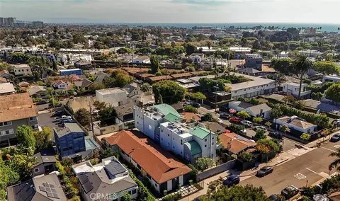 View/Area - 406 Brooks Ave, Venice, CA 90291 photo 3 of 4