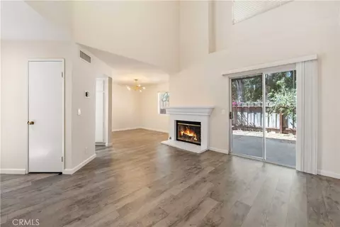 Living - 2762 Erringer #15, Simi Valley, CA 93065 photo 1 of 6
