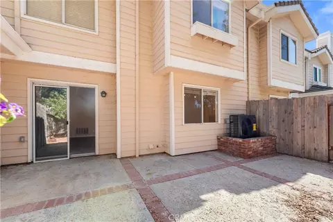 Exterior - 2762 Erringer #15, Simi Valley, CA 93065 photo 3 of 6