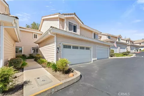 2762 Erringer #15, Simi Valley, CA 93065