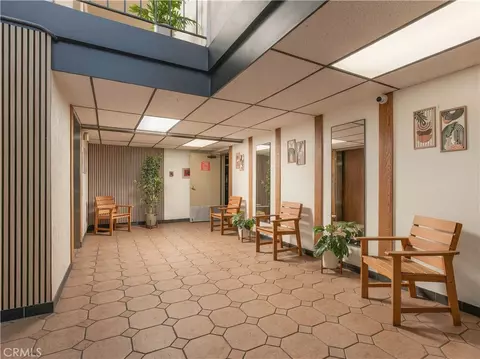Entry Way - 500 Jackson Pl #302, Glendale, CA 91206 photo 4 of 4