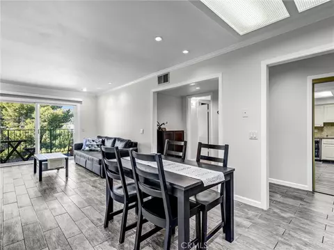 Dining - 500 Jackson Pl #302, Glendale, CA 91206 photo 3 of 4