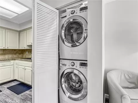 Other - 500 Jackson Pl #302, Glendale, CA 91206 photo 2 of 4