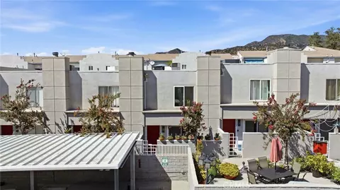 14345 Foothill #111, Sylmar, CA 91342