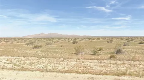 21000 Avenue K-8, Lancaster, CA 93535 photo 2