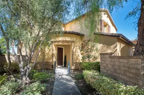 25337 Los Arqueros Dr, Valencia, CA 91381